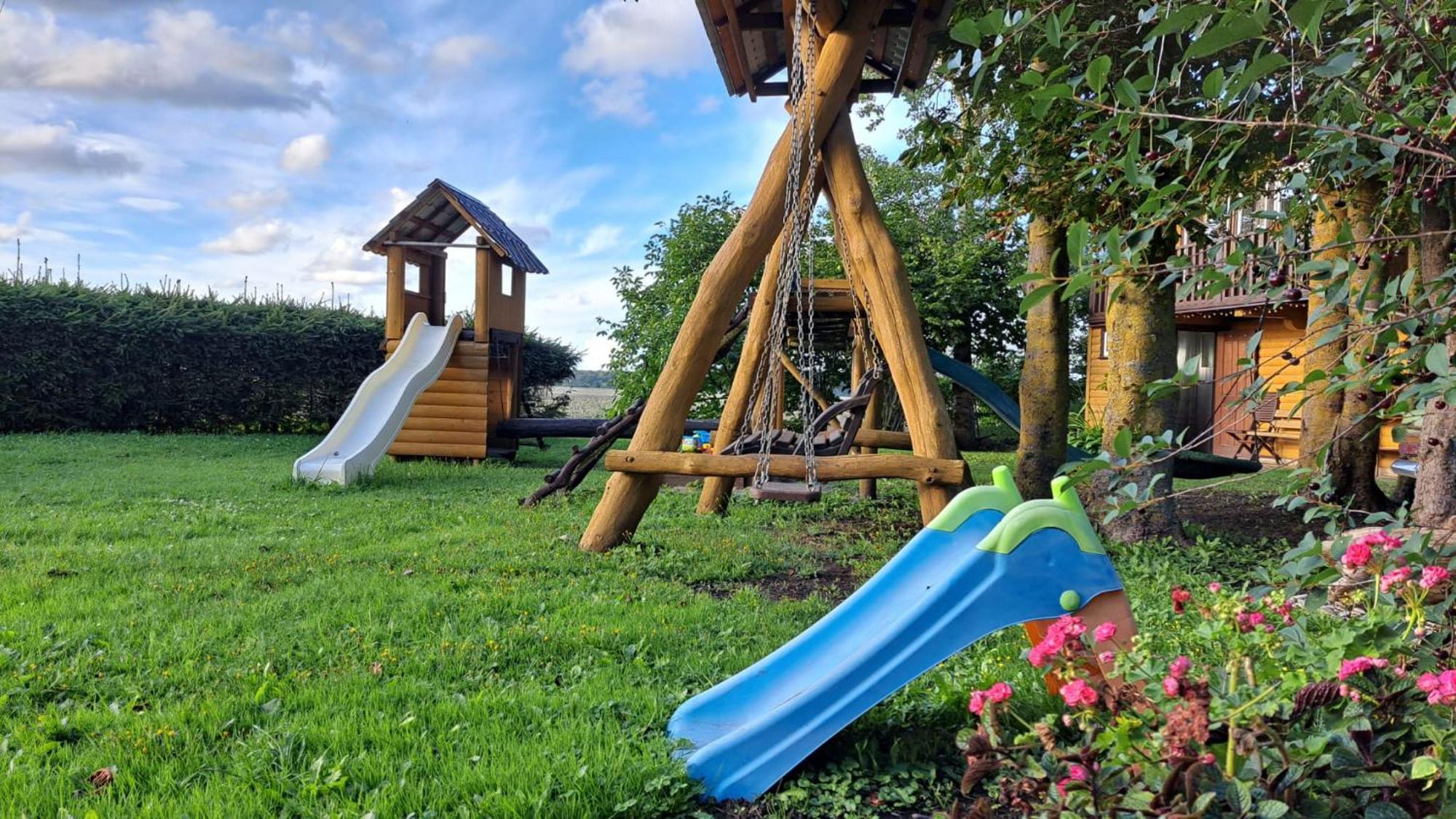Strazdini Hébergement de vacances Saraiķi